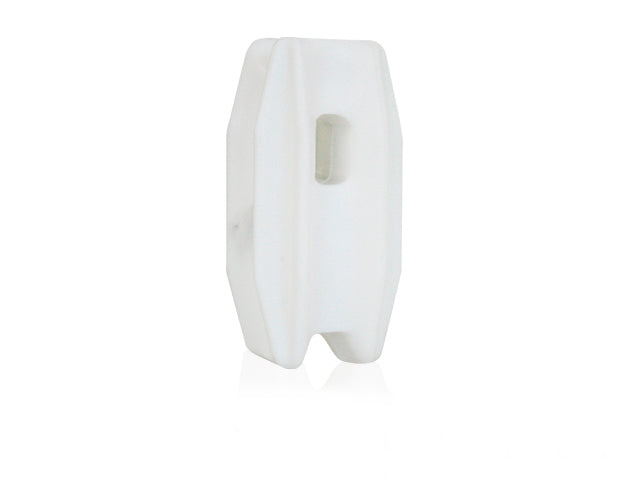 aislador de esquina para poste de 1/2pulg o 3/4pulg color blanco para cercas electrificadas. alter alt-ais3 venta por pieza