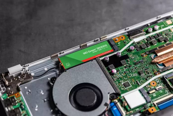 SSD SANDISK WDS500G4G0E - Vista 3