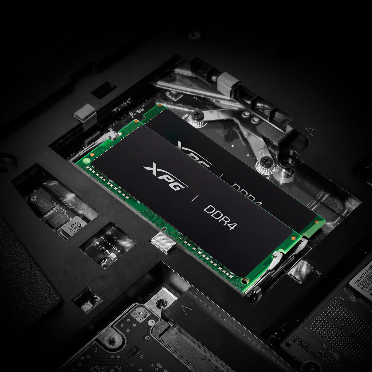 Memorias RAM ADATA HUNTER - Vista 4