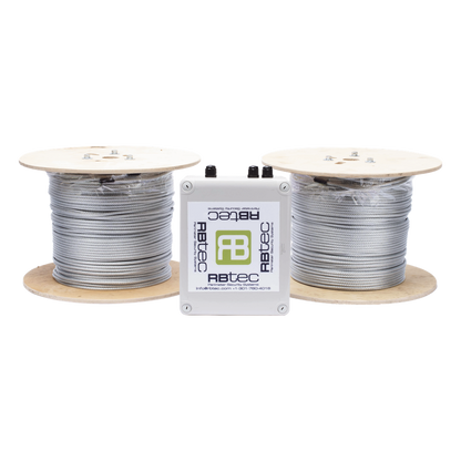 Cable Sensor Perimetral IRONCLAD / 610 m (2,000 ft) / 2 Zonas / Cerca Ciclónica / Sin Falsas Alarmas por Viento / Tarjeta LPU400 / Calibración por Software