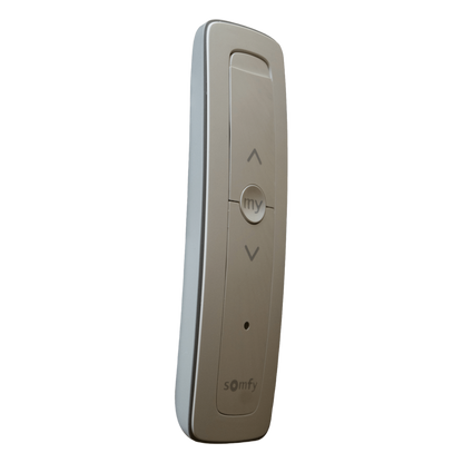 Control remoto 1 canal para motores de persiana Somfy con señal inalámbrica, instrucciones: sube, baja y detener, con posición favorita programada.